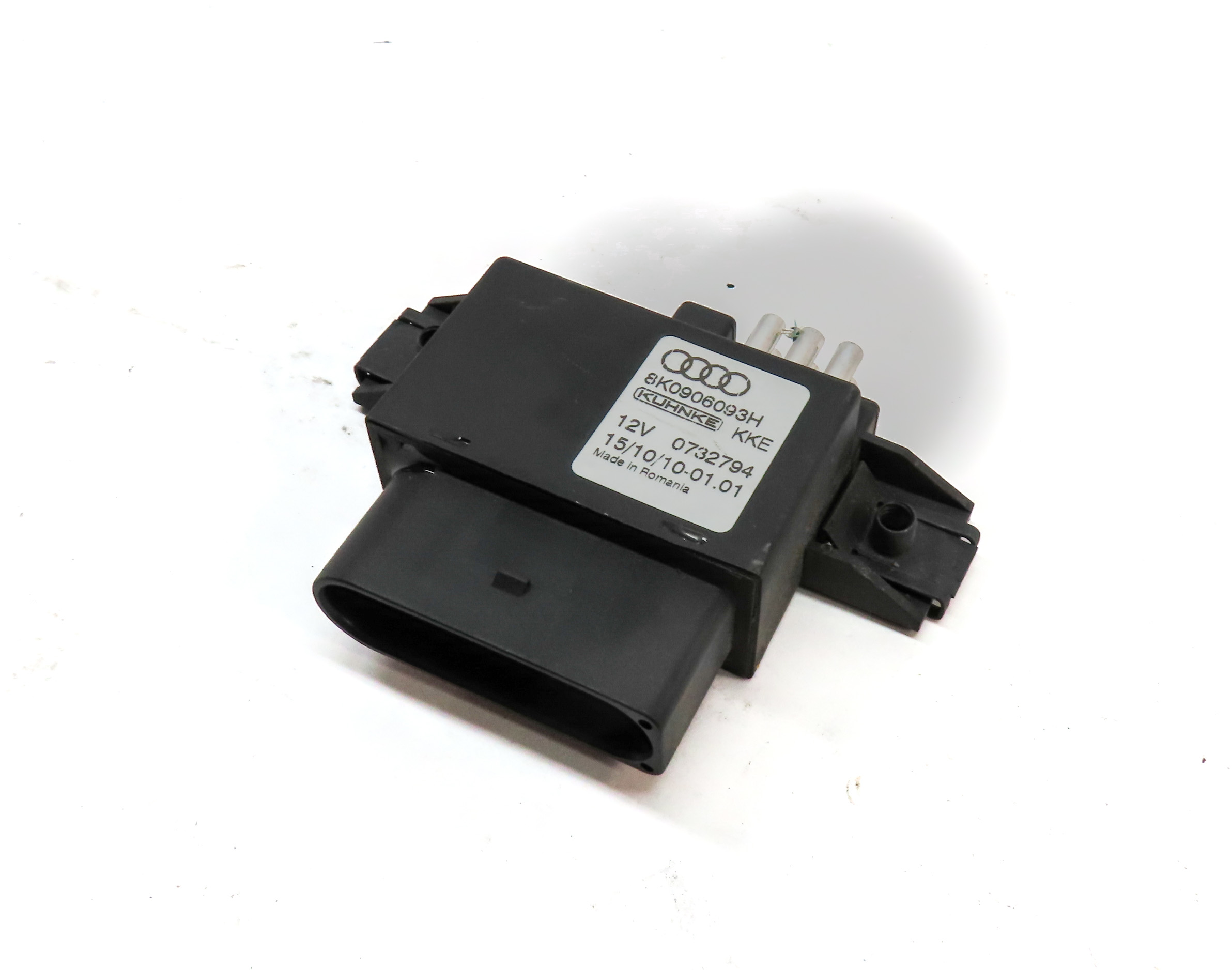 2011 AUDI Q5 (B8 8R) 3.2L (CALB) ENGINE FUEL PUMP RELAY CONTROL MODULE — exact item pictured